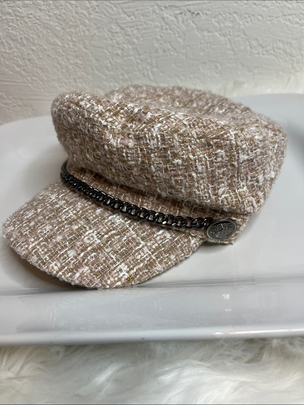 Vince Camuto Tweed Baker Boy Cap with Chain Accent - Neutral Pink Beige